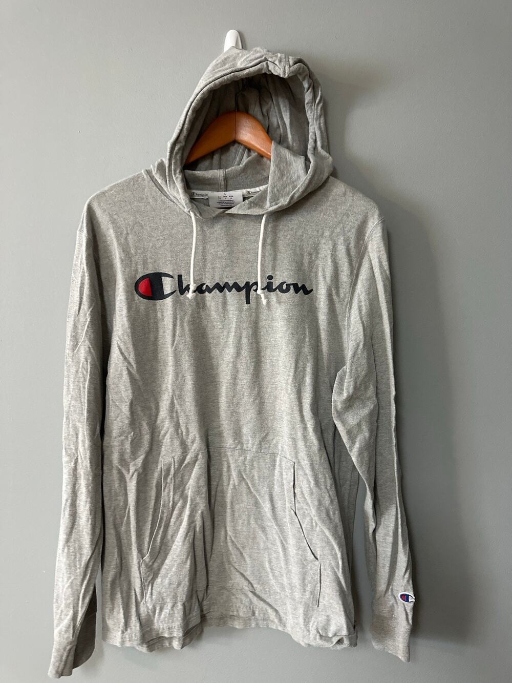 Champion Lightweight Hoodie Men’s Large Gray Script Logo Long Sleeve Pocket Tee